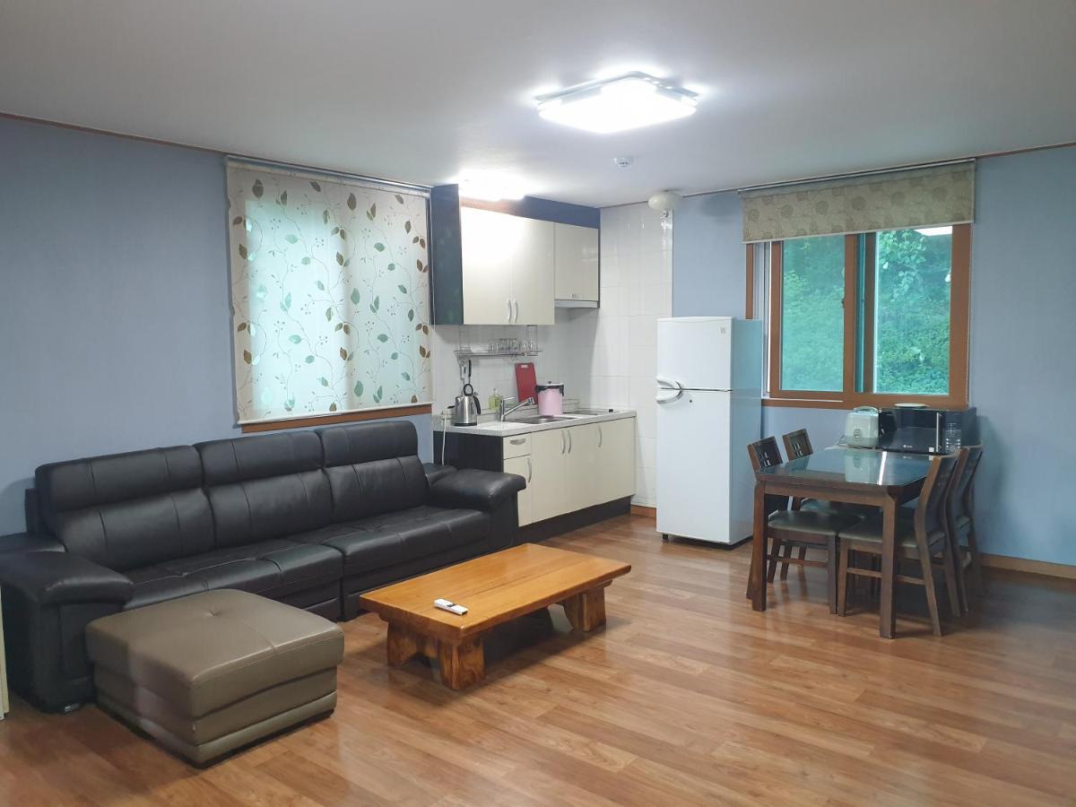 Lahoya Pension 春川 外观 照片