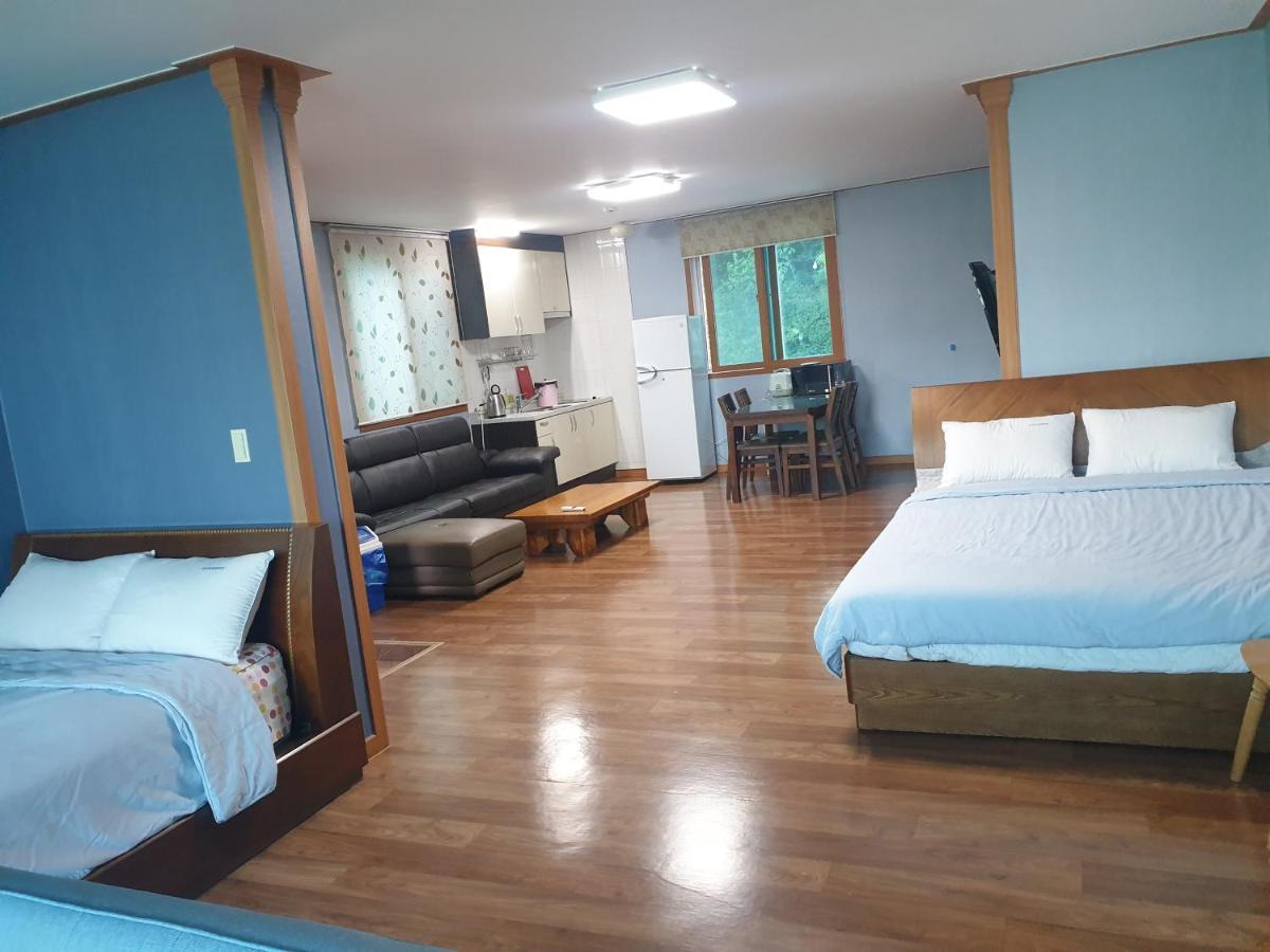 Lahoya Pension 春川 外观 照片